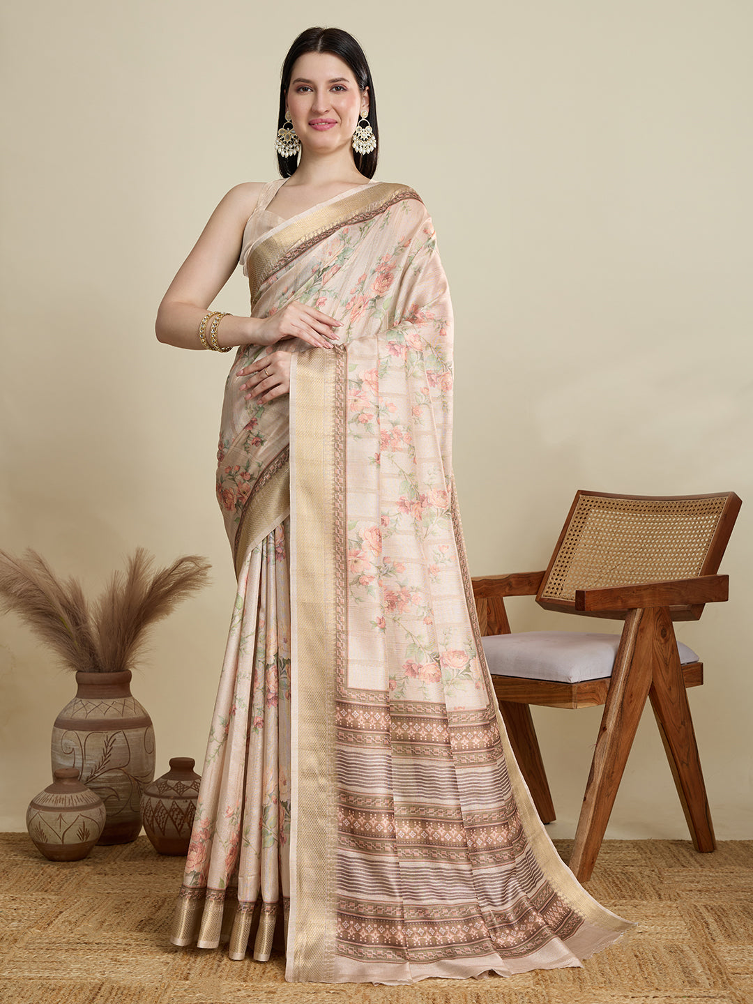 Vedant Vastram Cotton Silk Fancy Jacquard Bollywood Saree - Cream
