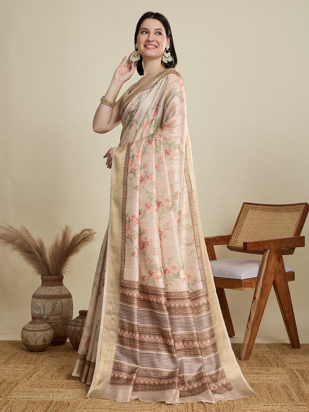 Vedant Vastram Cotton Silk Fancy Jacquard Bollywood Saree - Cream