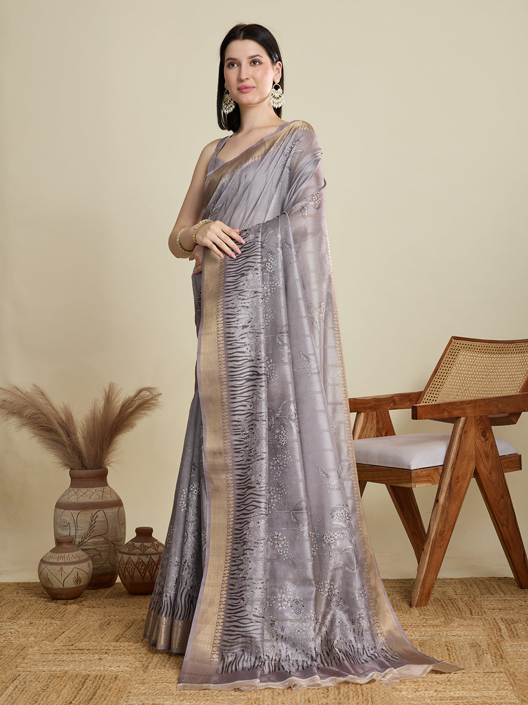 Vedant Vastram Cotton Silk Fancy Jacquard Bollywood Saree - Grey