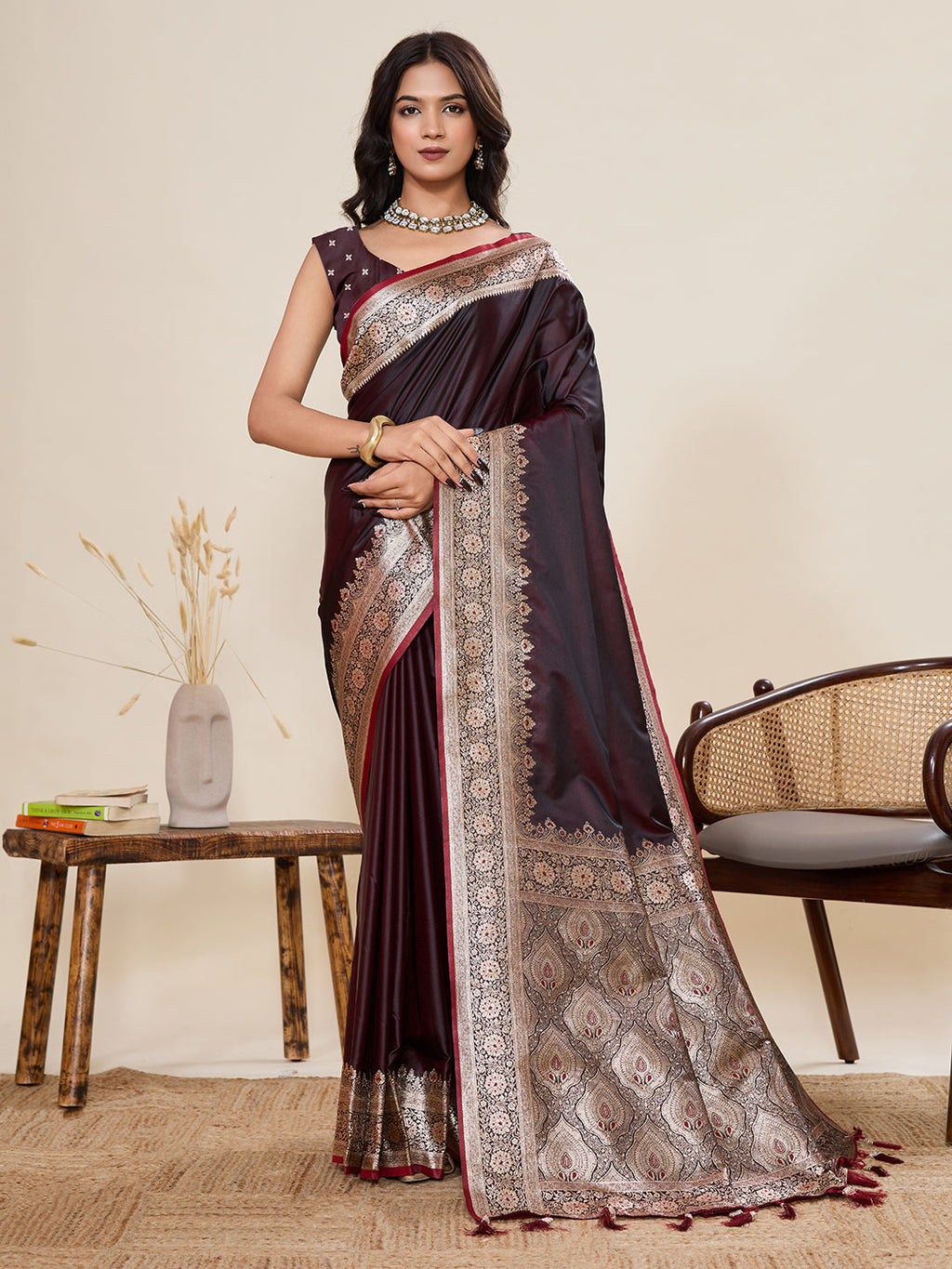 Vedant Vastram Soft Litchi Silk Banarasi Silk Jacquard Saree - Maroon