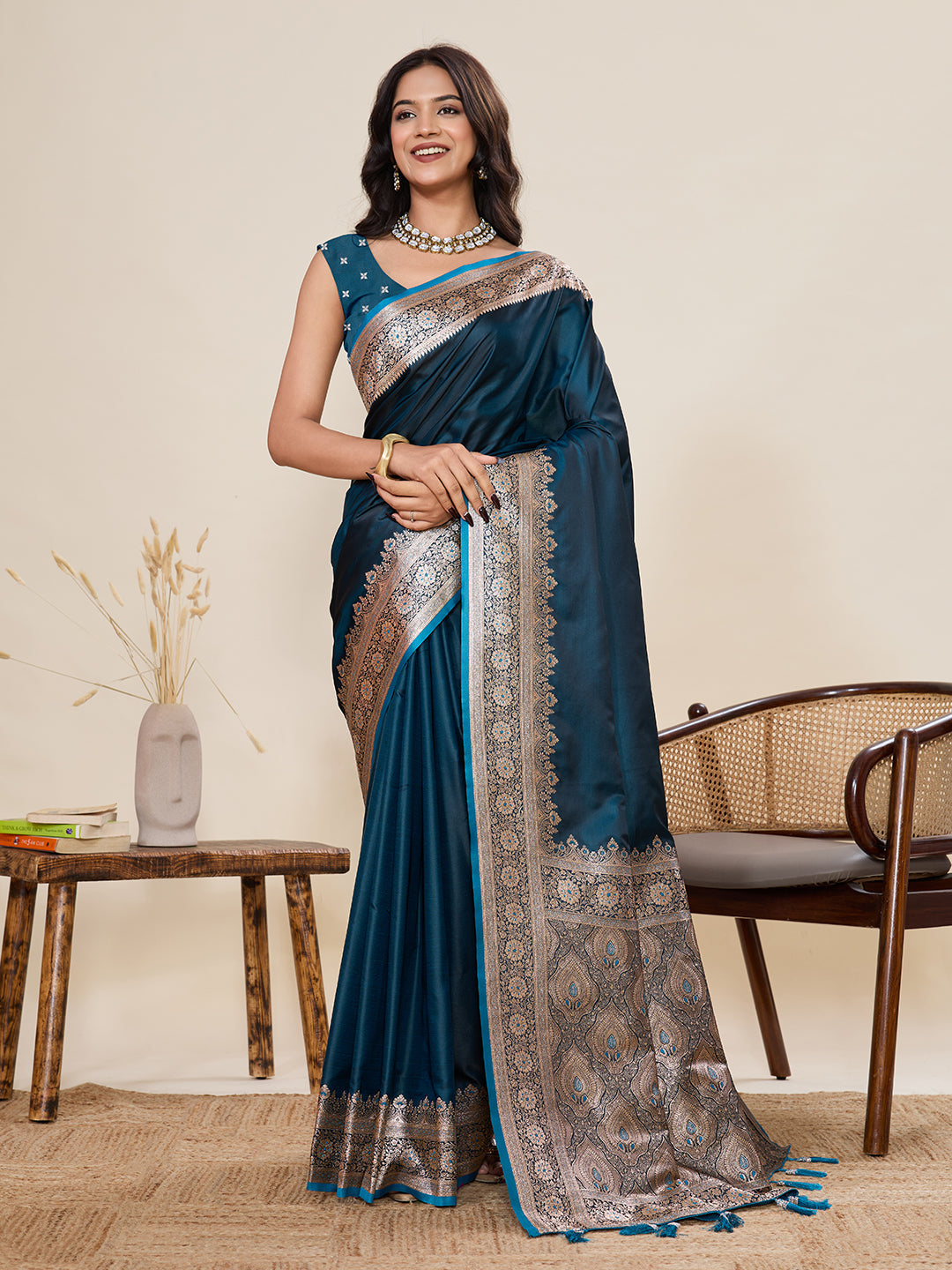 Vedant Vastram Soft Litchi Silk Banarasi Silk Jacquard Saree - Rama