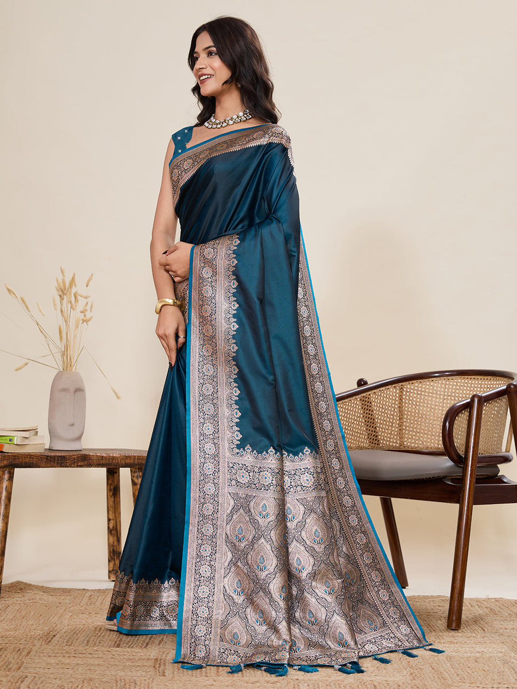 Vedant Vastram Soft Litchi Silk Banarasi Silk Jacquard Saree - Rama