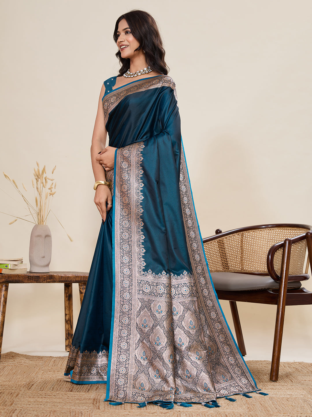 Vedant Vastram Soft Litchi Silk Banarasi Silk Jacquard Saree - Rama