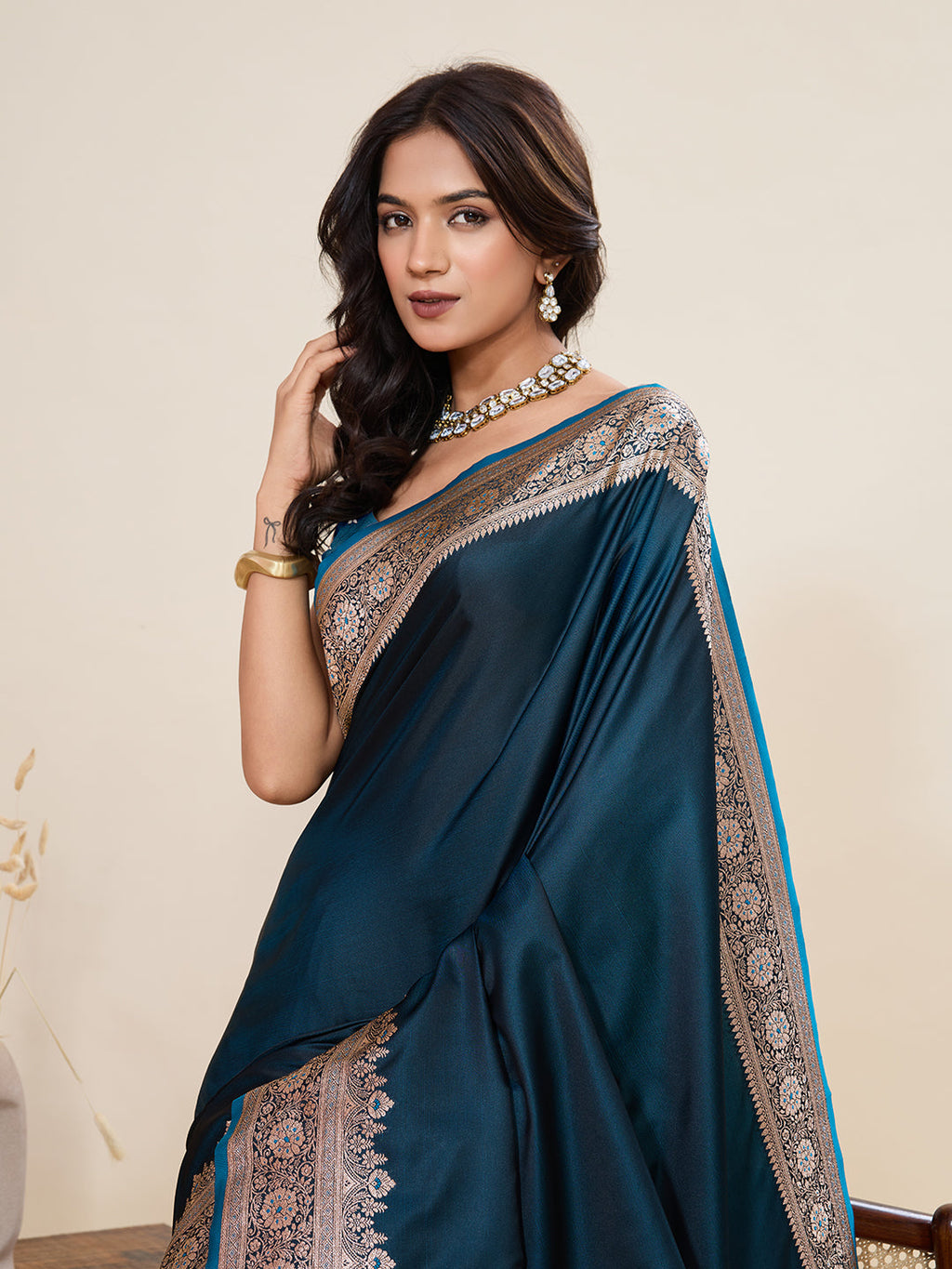 Vedant Vastram Soft Litchi Silk Banarasi Silk Jacquard Saree - Rama