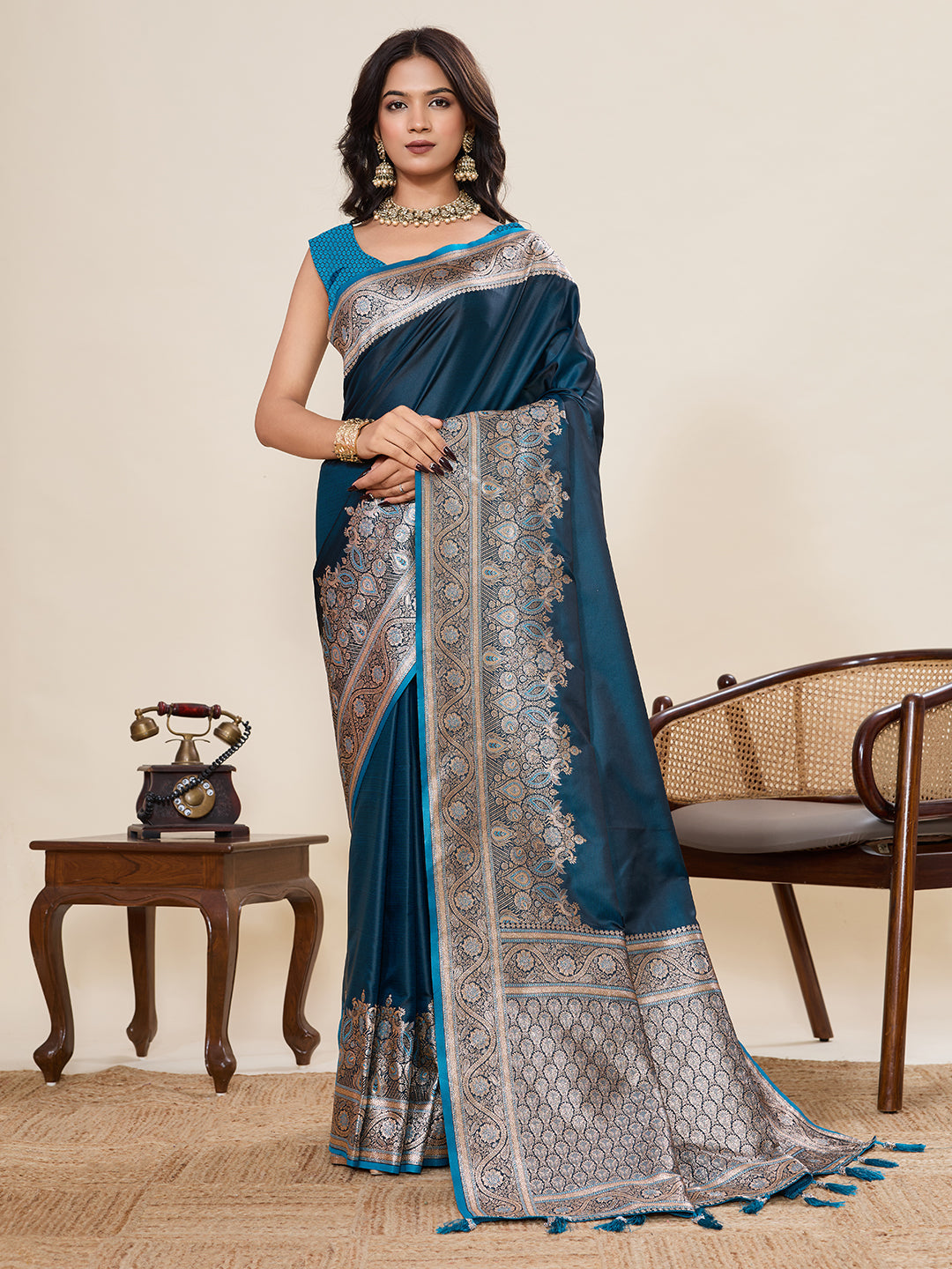 Vedant Vastram Soft Litchi Silk Banarasi Silk Jacquard Saree - Rama