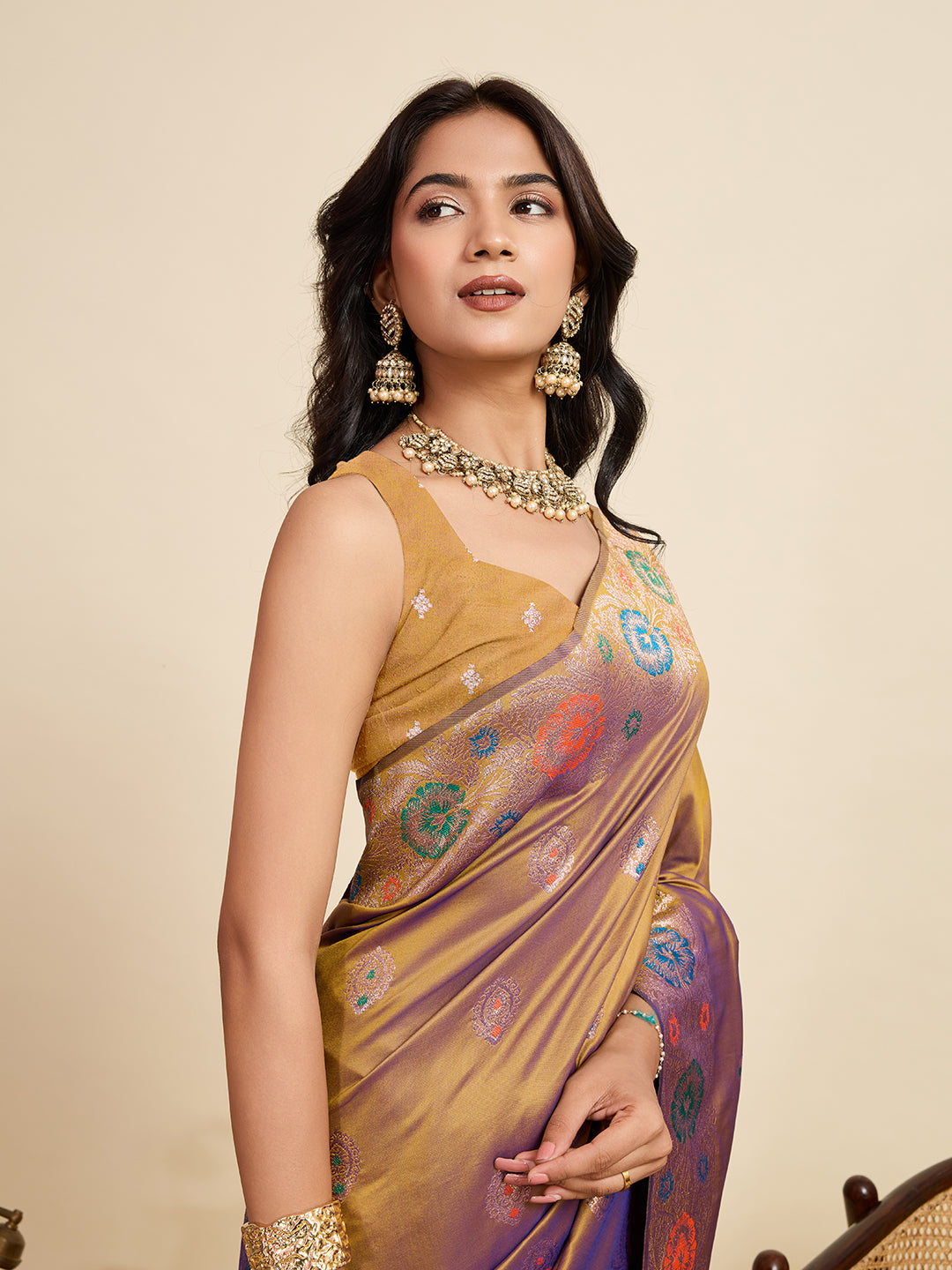 Vedant Vastram Soft Litchi Silk Banarasi Silk Jacquard Saree - Gold