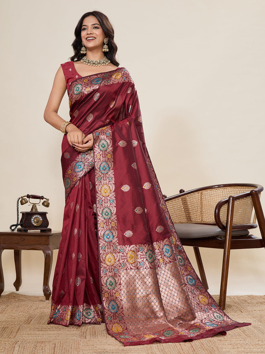 Vedant Vastram Soft Litchi Silk Banarasi Silk Jacquard Saree - Maroon