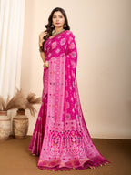 Vedant Vastram Maslin Dola Silk Kanjeevaram Silk Saree - Magenta