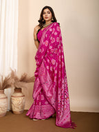Vedant Vastram Maslin Dola Silk Kanjeevaram Silk Saree - Magenta