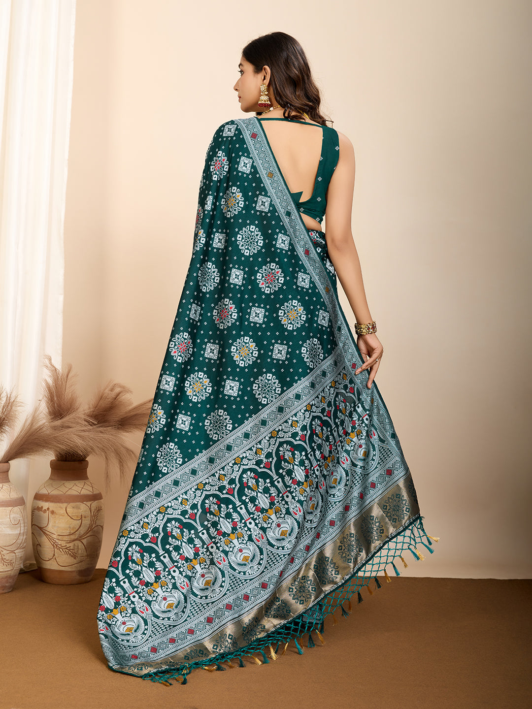 Vedant Vastram Maslin Dola Silk Kanjeevaram Silk Saree - Morpich