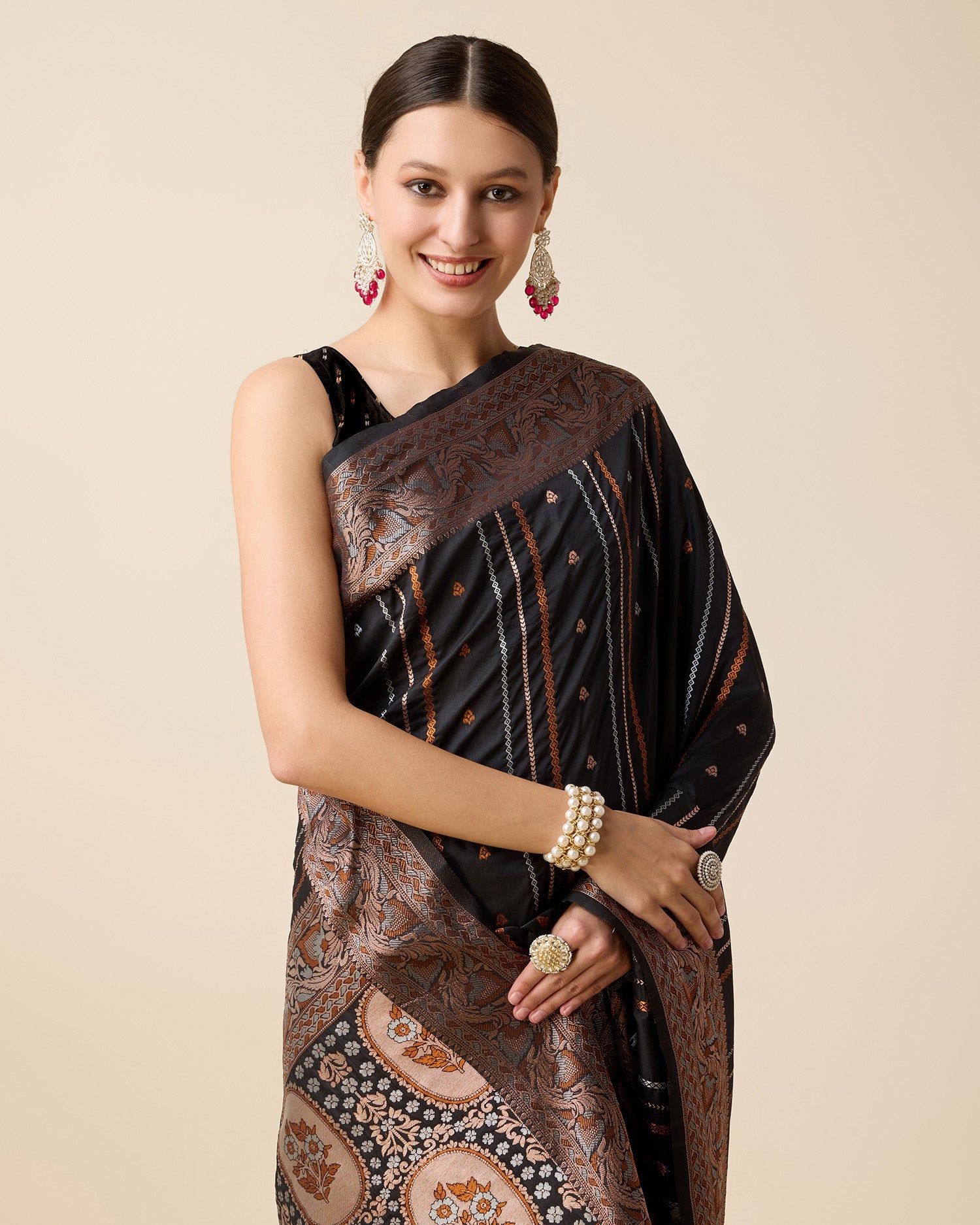 Vedant Vastram Soft Litchi Silk Banarasi Silk Saree - Black - Distacart
