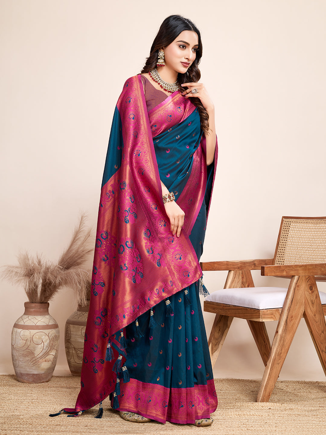 Vedant Vastram Soft Litchi Silk Kanjeevaram Silk Saree - Morpich - Distacart