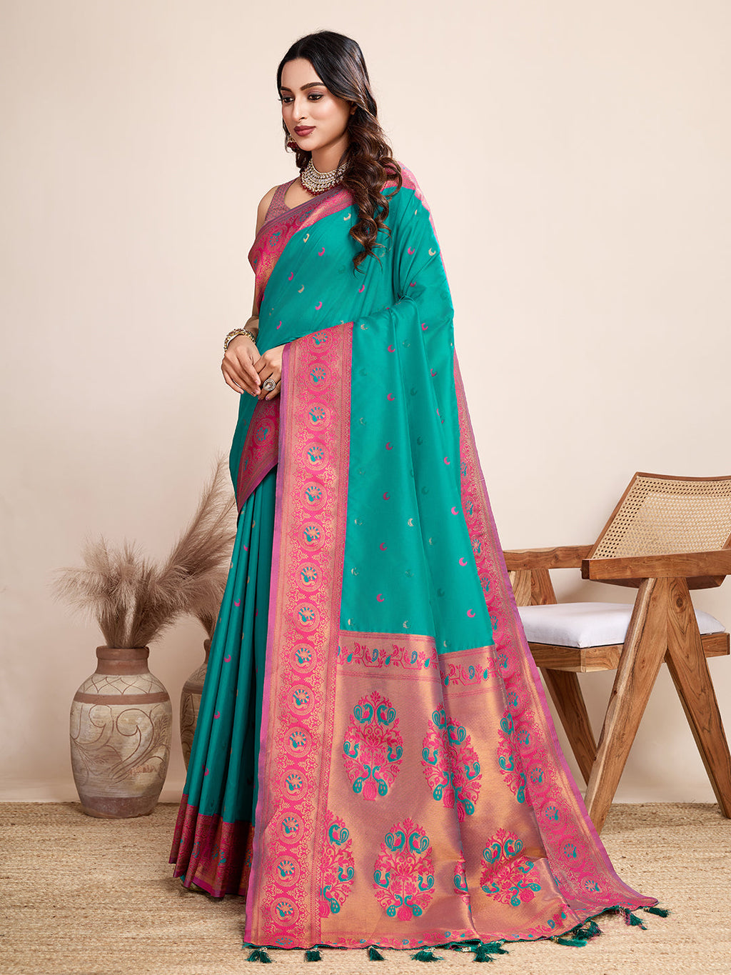 Vedant Vastram Soft Litchi Silk Kanjeevaram Silk Saree - Seegreen - Distacart