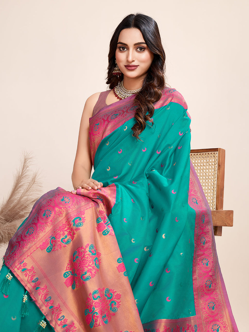 Vedant Vastram Soft Litchi Silk Kanjeevaram Silk Saree - Seegreen - Distacart