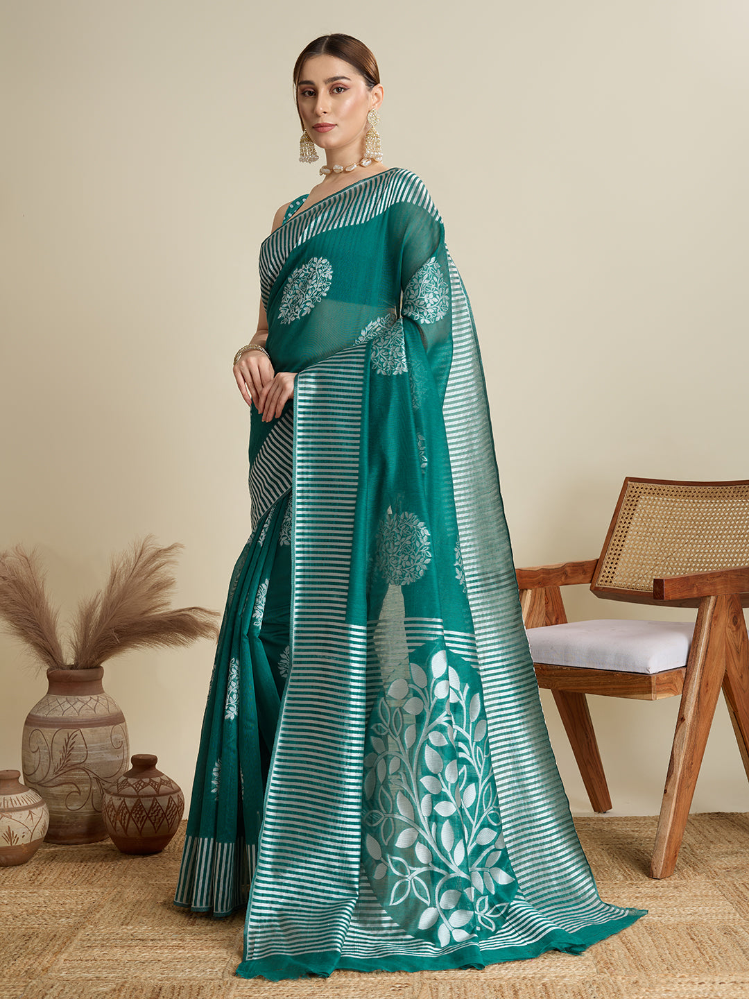 Vedant Vastram Art Silk Fancy Jacquard Saree - Green - Distacart