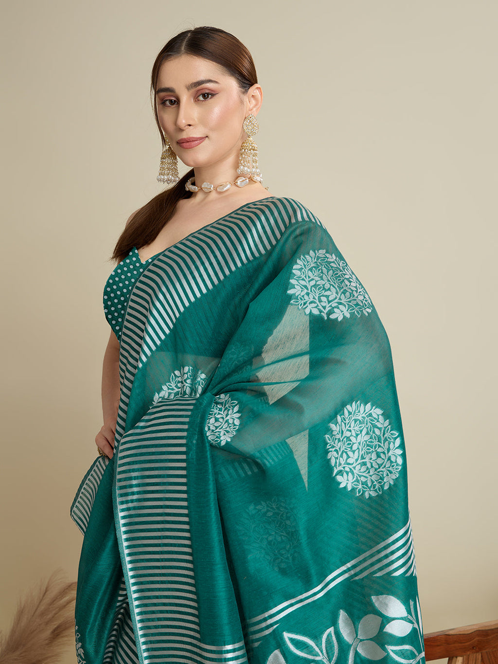 Vedant Vastram Art Silk Fancy Jacquard Saree - Green - Distacart