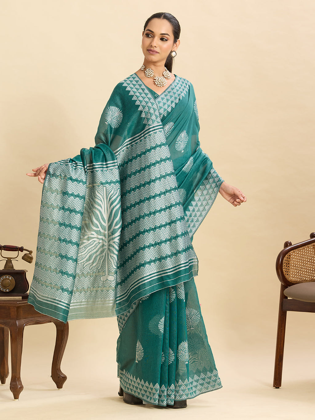Vedant Vastram Art Silk Fancy Jacquard Saree - Green - Distacart