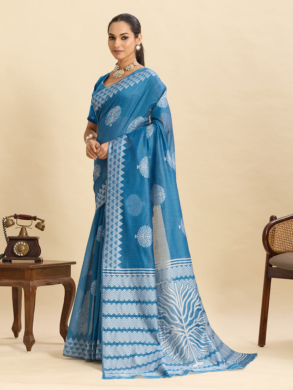 Vedant Vastram Art Silk Fancy Jacquard Saree - Rama - Distacart