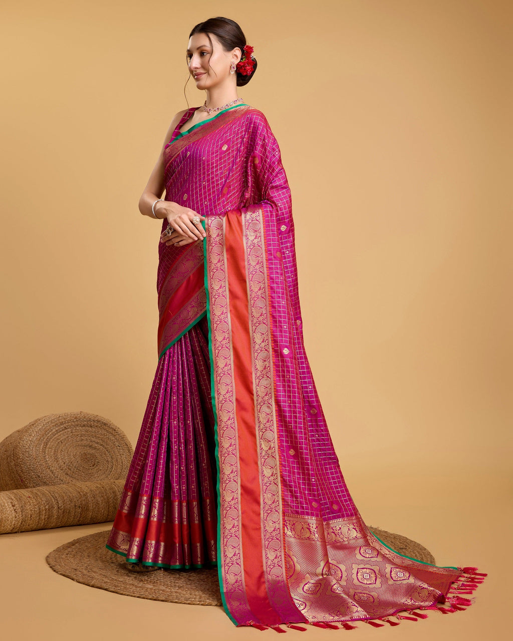 Vedant Vastram Soft Litchi Silk Banarasi Silk Saree - Rani