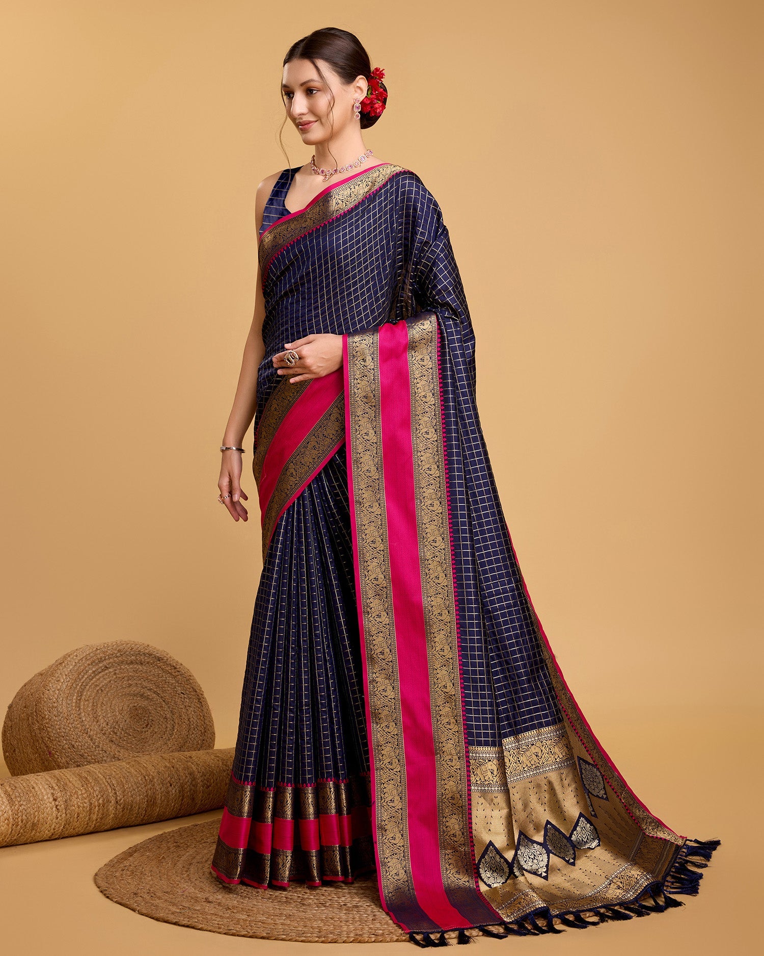 Vedant Vastram Soft Litchi Silk Banarasi Silk Saree - Navy