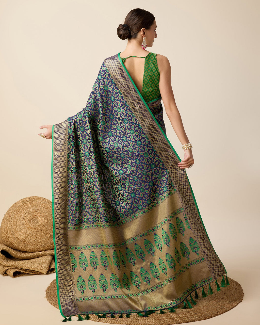 Vedant Vastram Soft Litchi Silk Kanjeevaram Silk Saree - Green - Distacart
