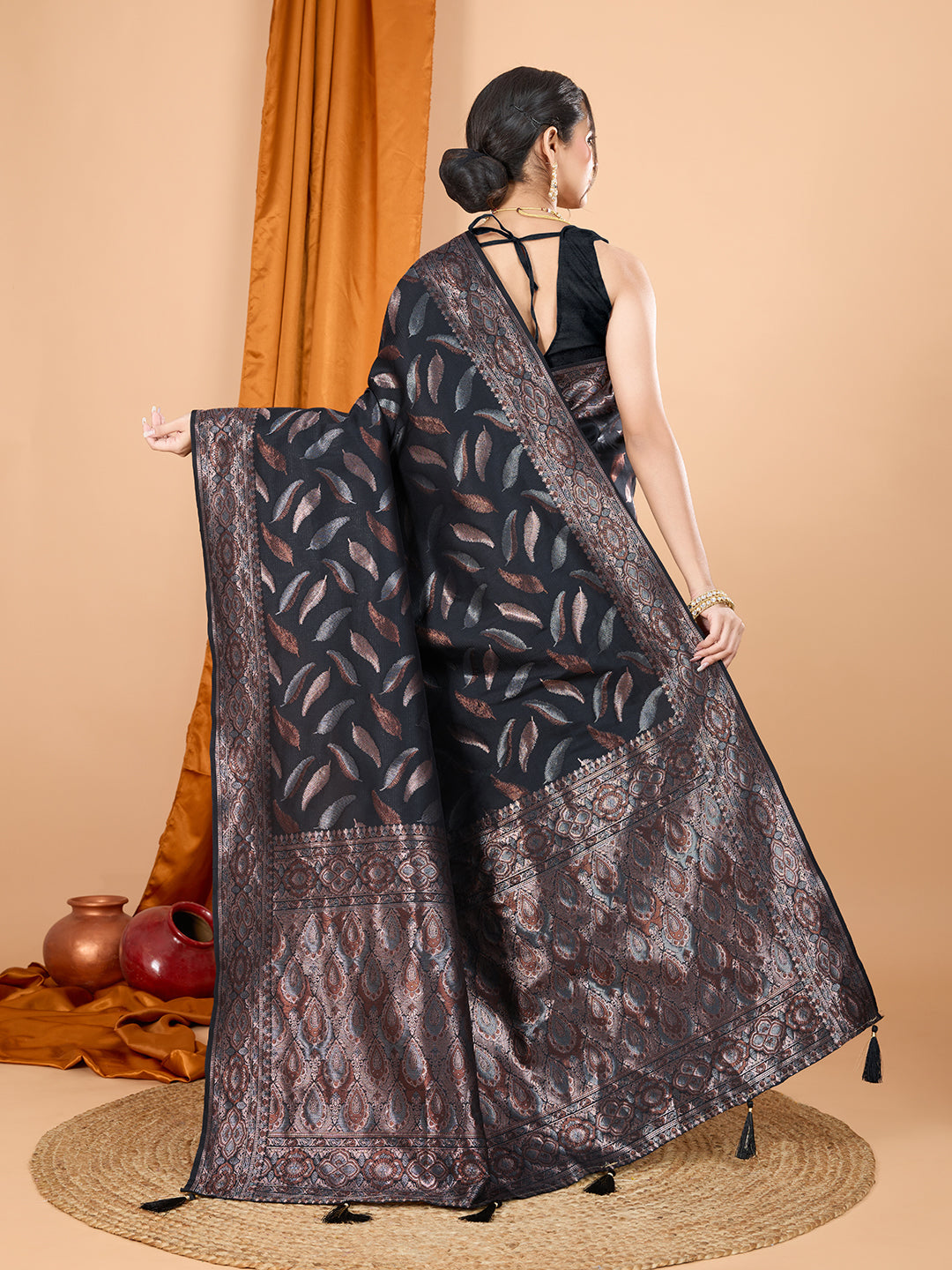 Vedant Vastram Soft Litchi Silk Banarasi Silk Jacquard Saree - Black - Distacart