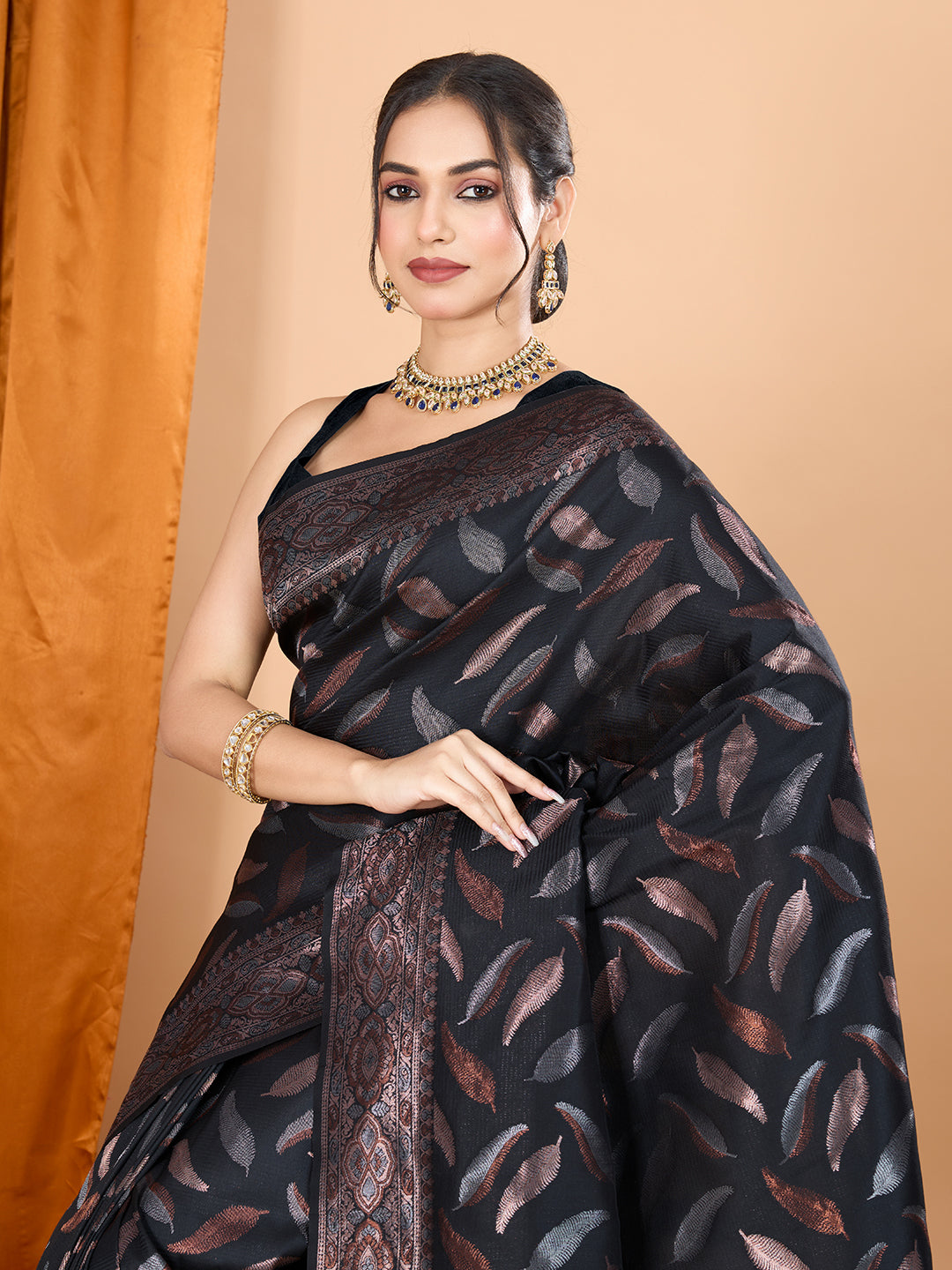 Vedant Vastram Soft Litchi Silk Banarasi Silk Jacquard Saree - Black - Distacart