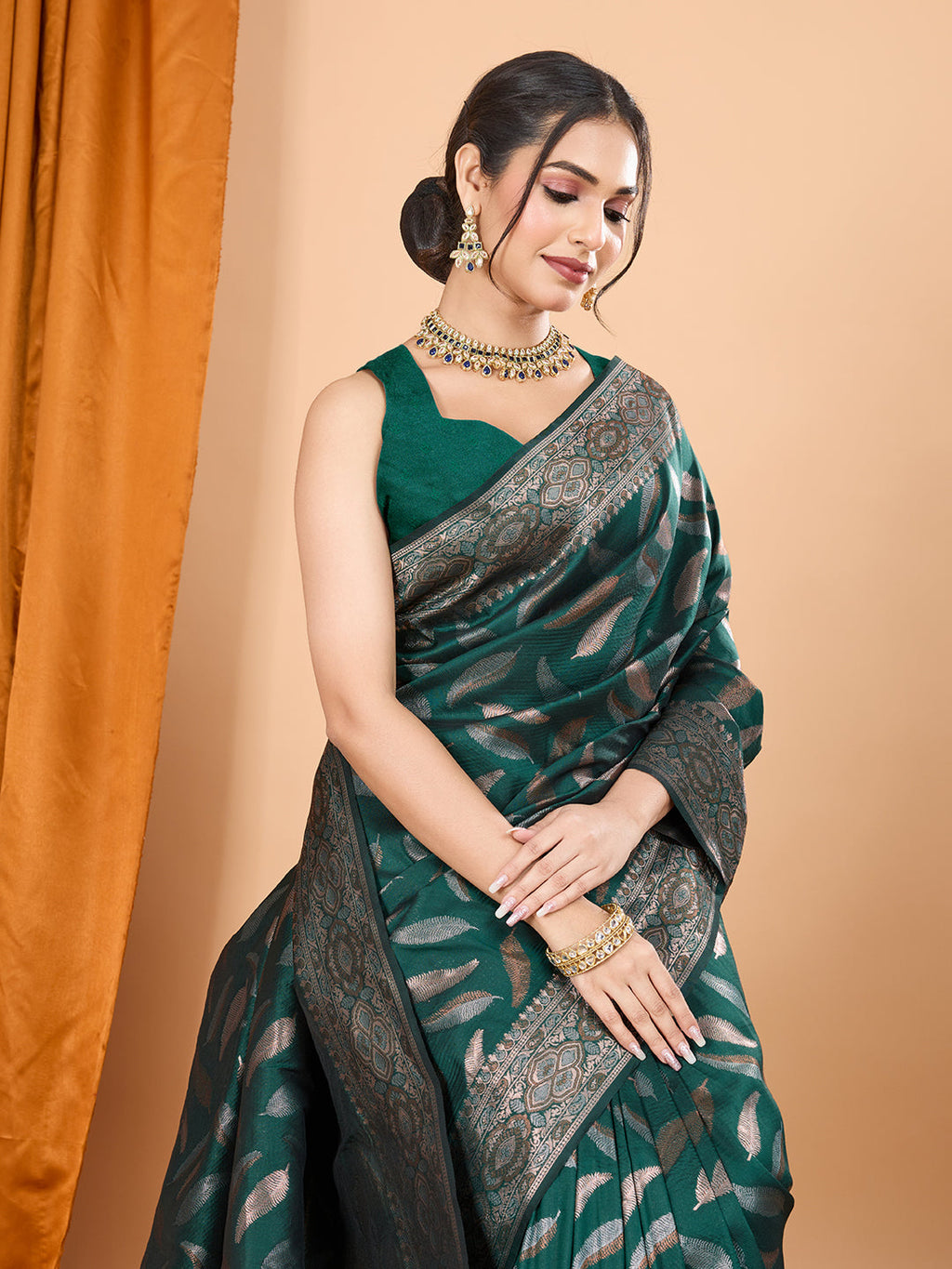 Vedant Vastram Soft Litchi Silk Banarasi Silk Jacquard Saree - Green - Distacart