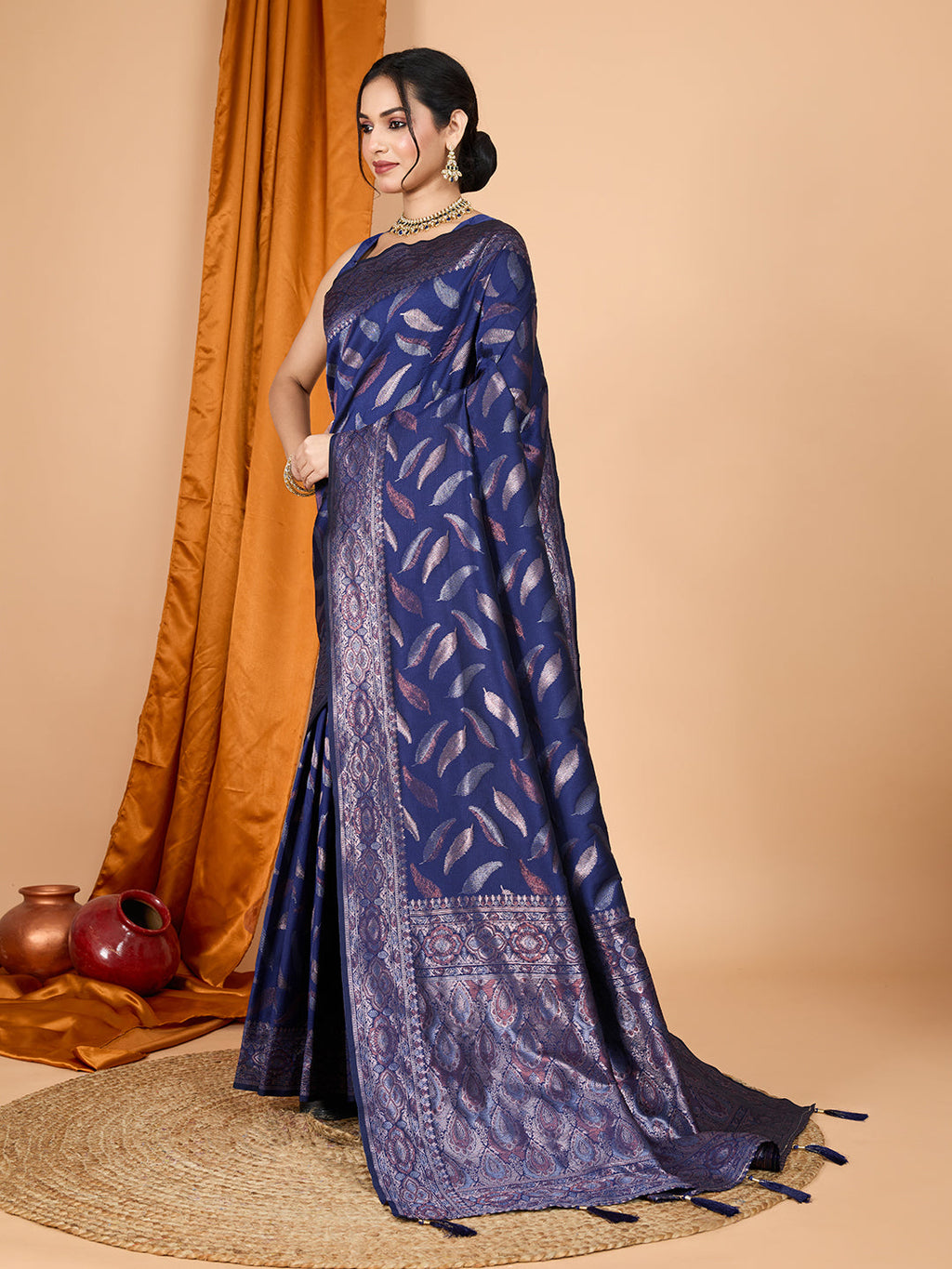 Vedant Vastram Soft Litchi Silk Banarasi Silk Jacquard Saree - Navy Blue - Distacart