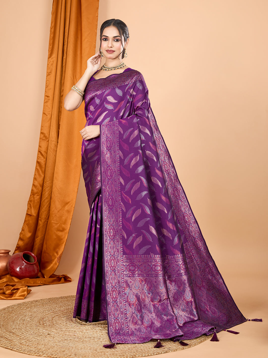 Vedant Vastram Soft Litchi Silk Banarasi Silk Jacquard Saree - Wine - Distacart