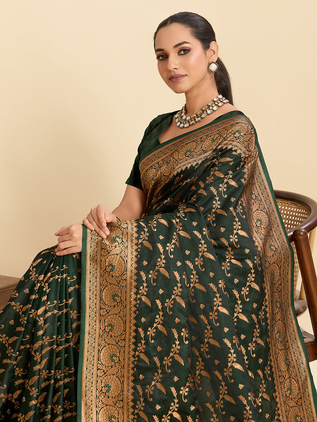 Vedant Vastram Soft Litchi Silk Banarasi Silk Jacquard Saree - Green - Distacart