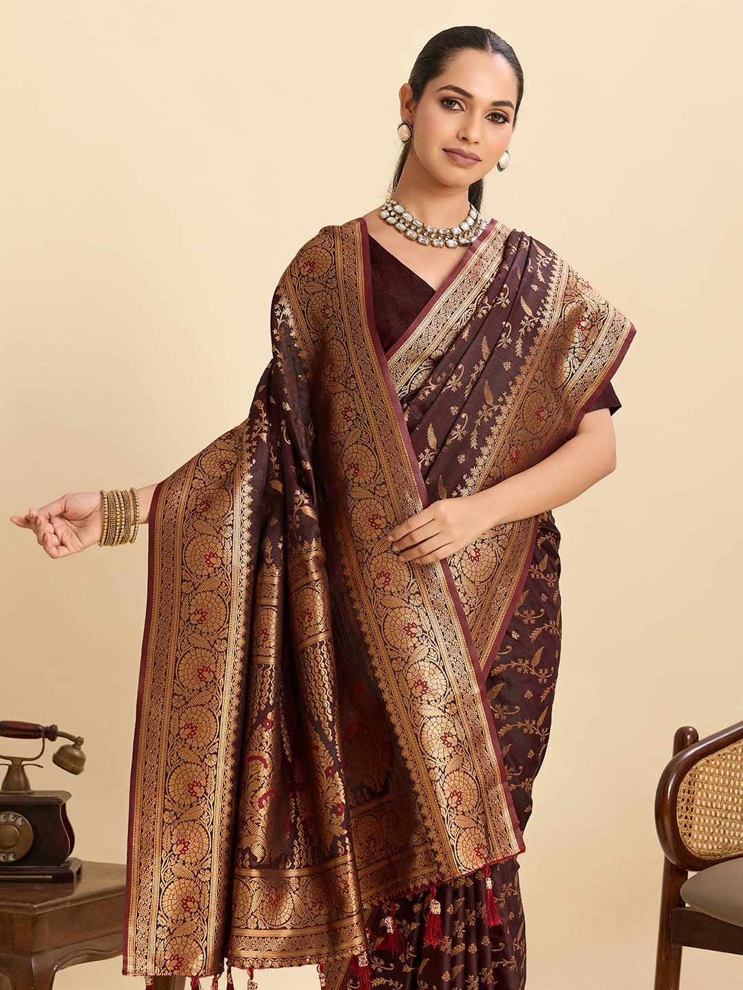 Vedant Vastram Soft Litchi Silk Banarasi Silk Jacquard Saree - Maroon - Distacart