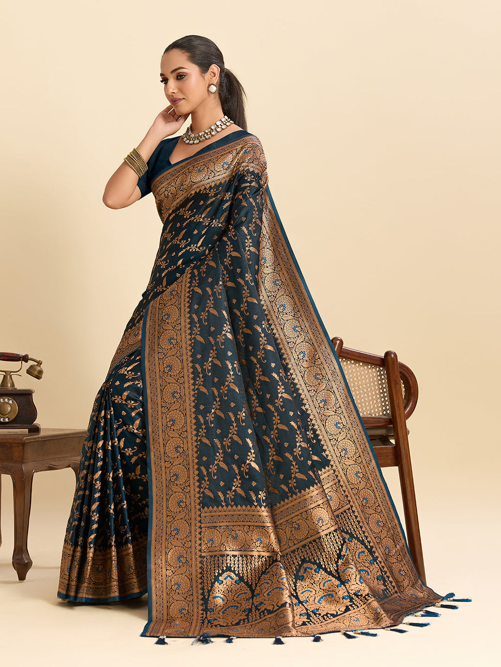 Vedant Vastram Soft Litchi Silk Banarasi Silk Jacquard Saree - Navy Blue - Distacart