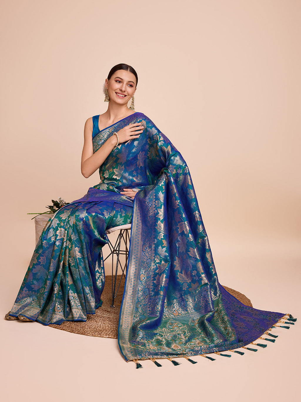 Vedant Vastram Soft Litchi Silk Banarasi Silk Saree - Firozi - Distacart