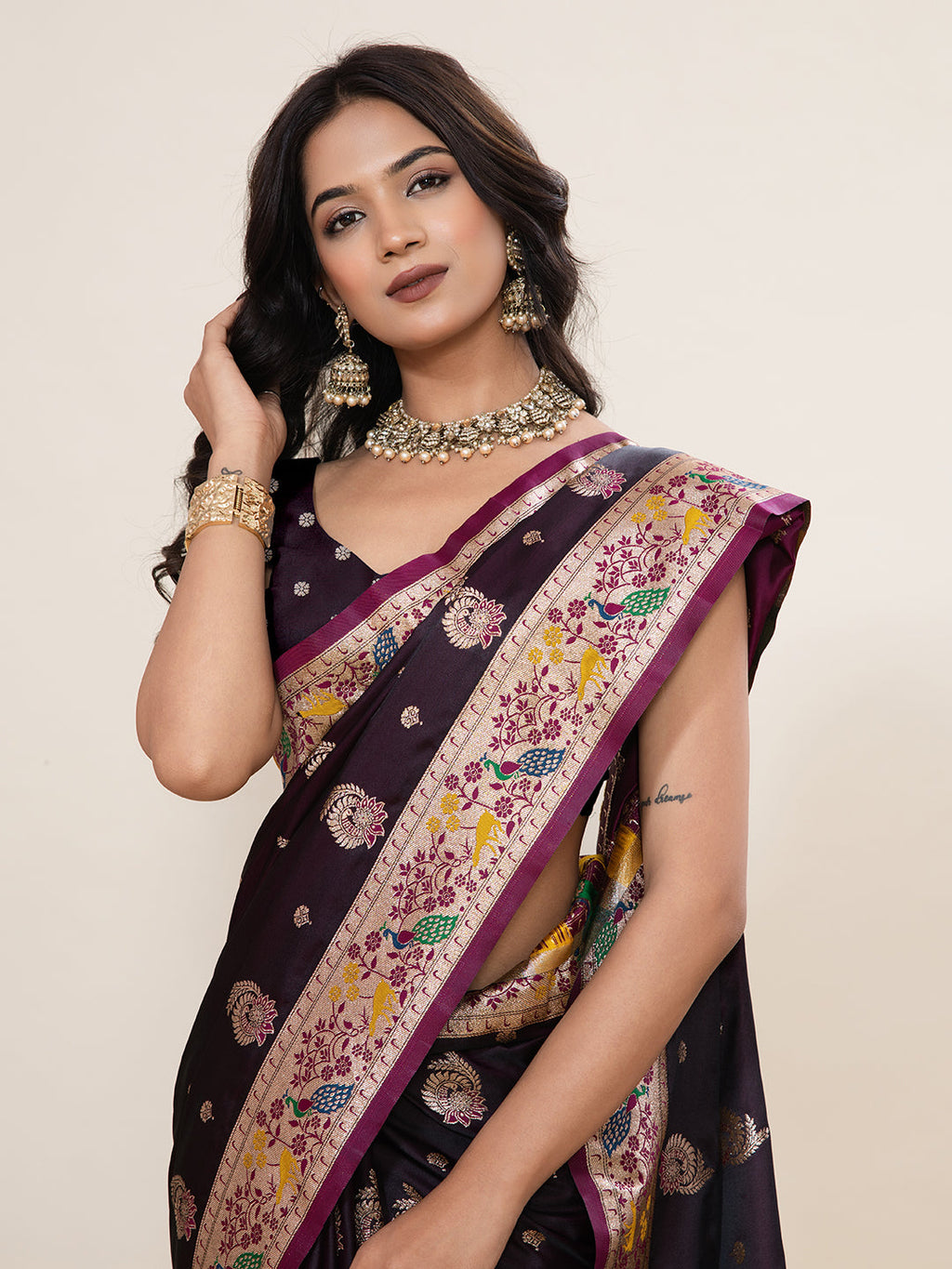 Vedant Vastram Soft Litchi Silk Paithani Jacquard Saree - Wine