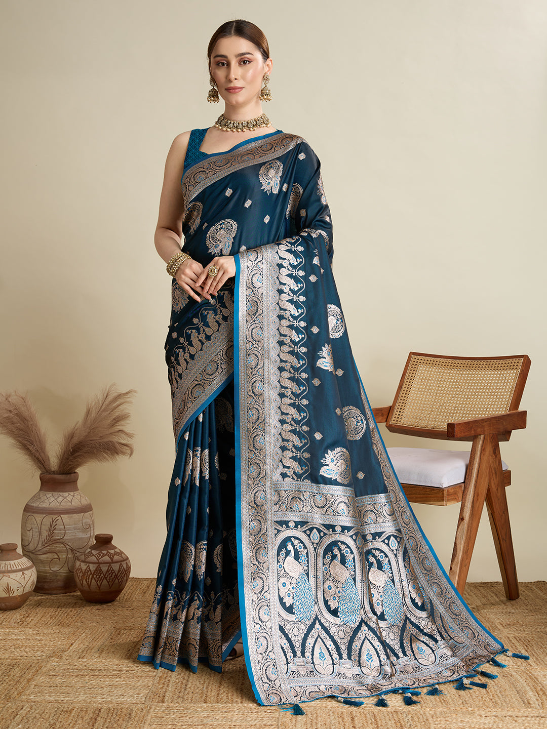 Vedant Vastram Soft Litchi SIlk Banarasi Silk Jacquard Saree - Firozi
