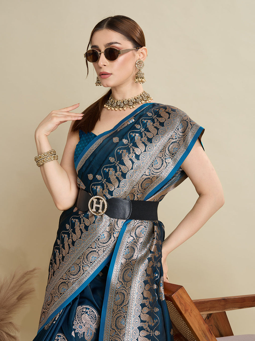 Vedant Vastram Soft Litchi SIlk Banarasi Silk Jacquard Saree - Firozi
