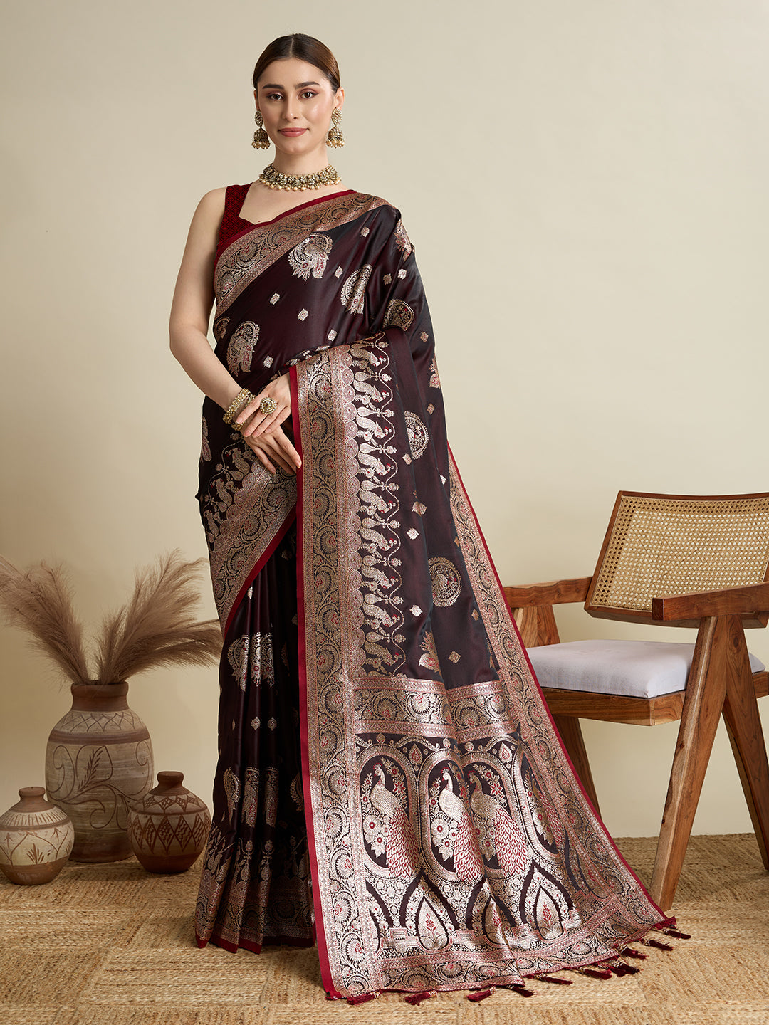 Vedant Vastram Soft Litchi SIlk Banarasi Silk Jacquard Saree - Maroon