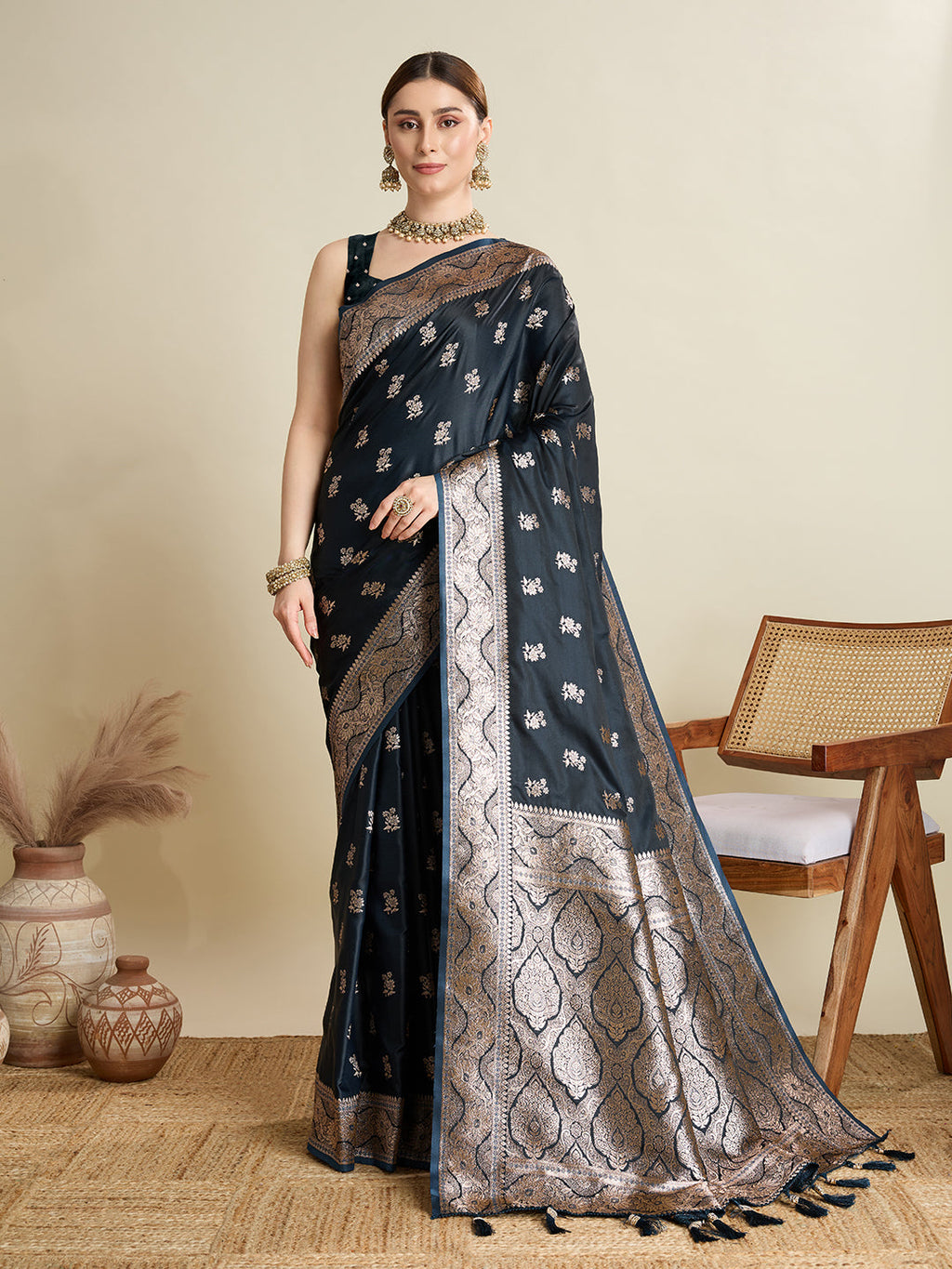 Vedant Vastram Soft Litchi SIlk Banarasi Silk Jacquard Saree - Navy Blue