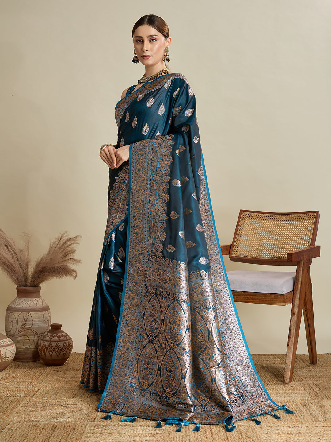 Vedant Vastram Soft Litchi SIlk Banarasi Silk Jacquard Saree - Firozi