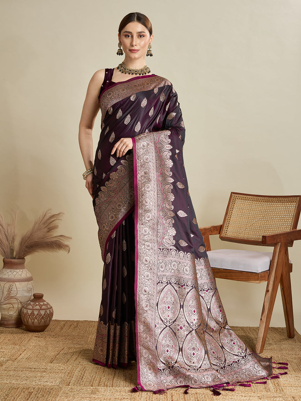 Vedant Vastram Soft Litchi SIlk Banarasi Silk Jacquard Saree - Wine