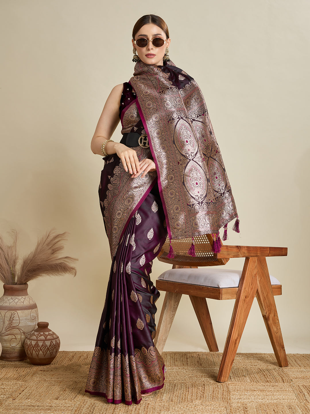 Vedant Vastram Soft Litchi SIlk Banarasi Silk Jacquard Saree - Wine