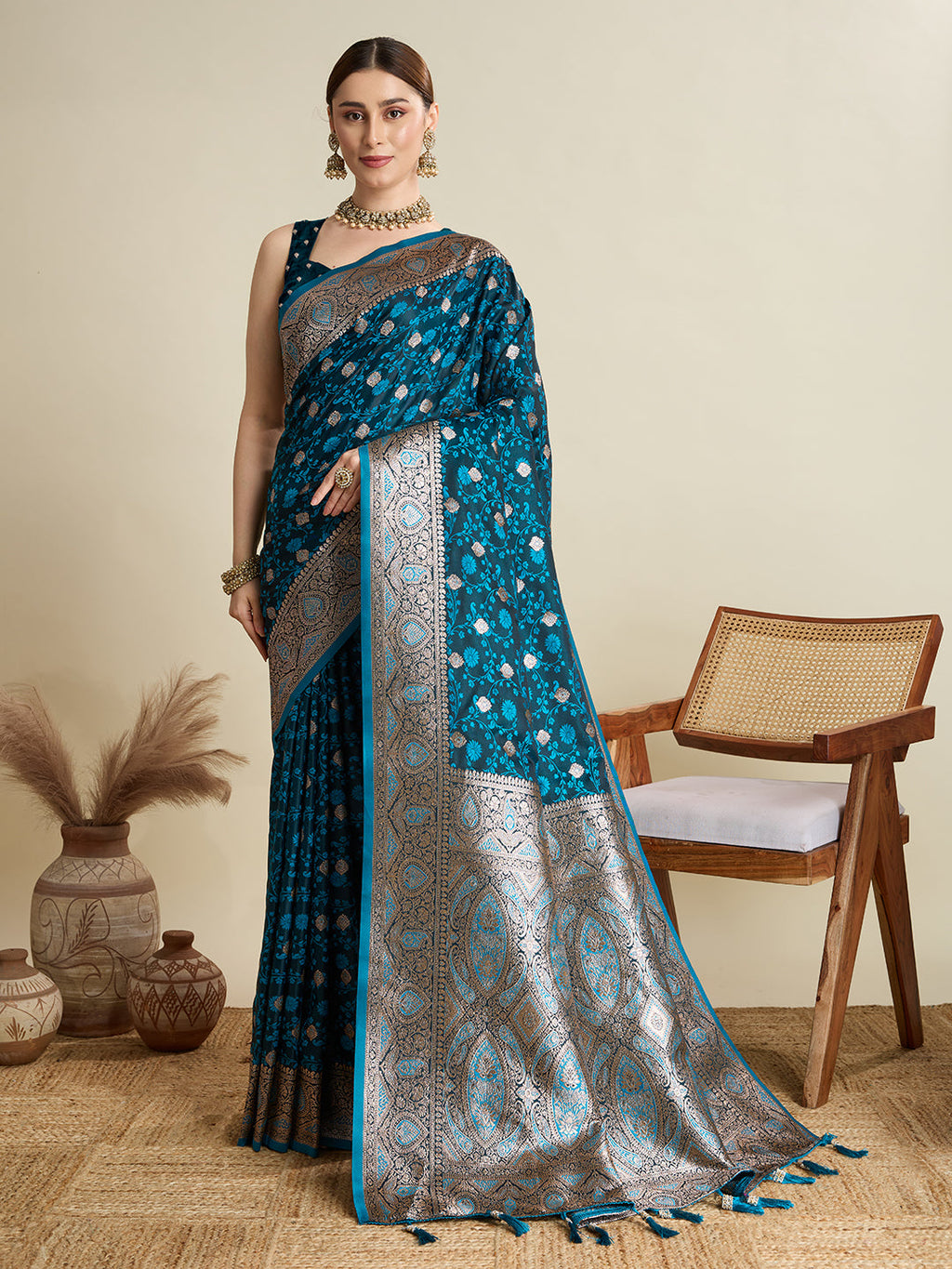 Vedant Vastram Soft Litchi SIlk Banarasi Silk Jacquard Saree - Firozi
