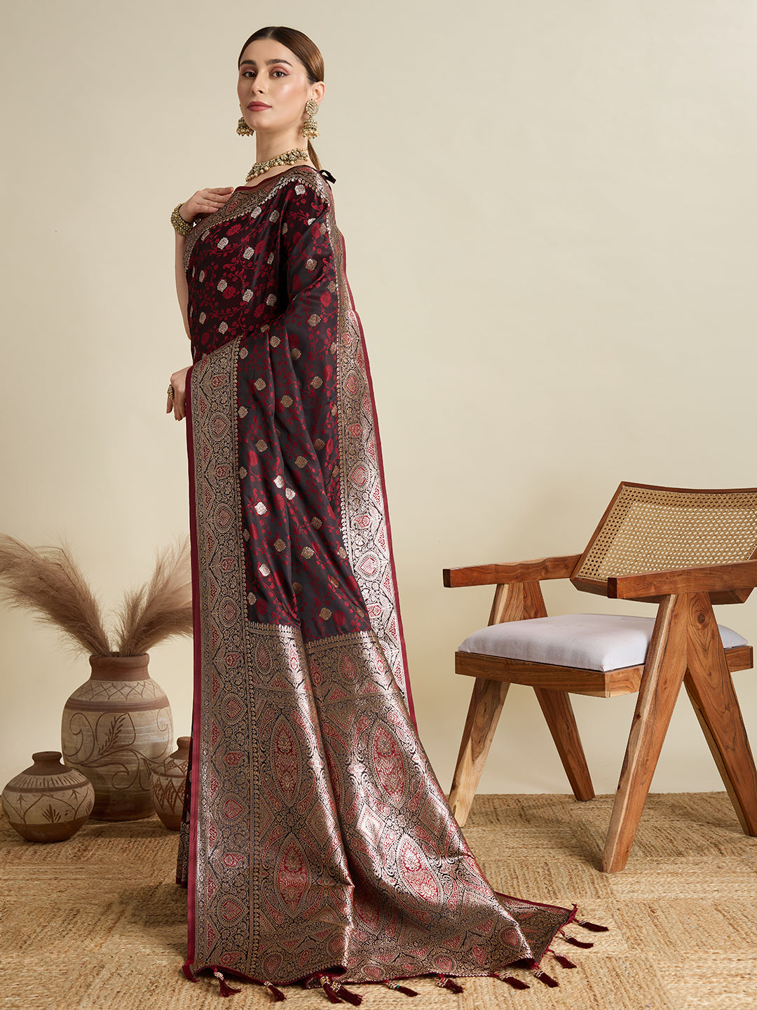 Vedant Vastram Soft Litchi SIlk Banarasi Silk Jacquard Saree - Maroon