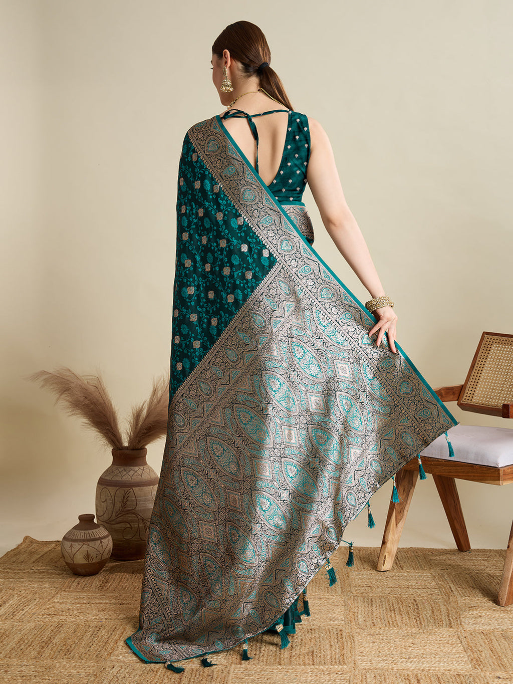 Vedant Vastram Soft Litchi SIlk Banarasi Silk Jacquard Saree - Rama