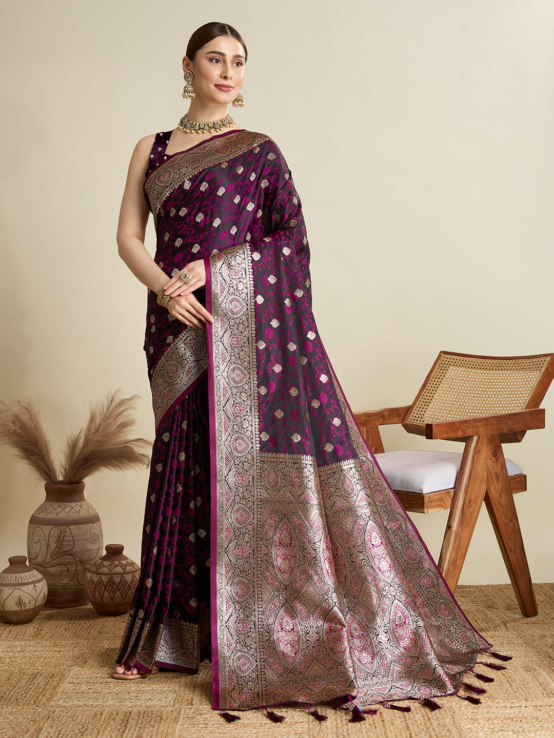 Vedant Vastram Soft Litchi SIlk Banarasi Silk Jacquard Saree - Wine