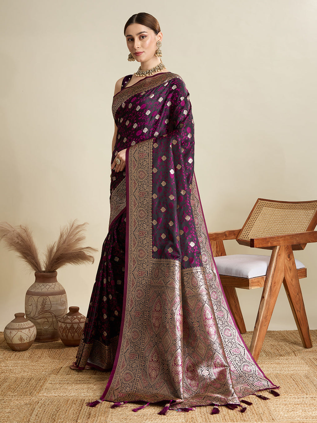 Vedant Vastram Soft Litchi SIlk Banarasi Silk Jacquard Saree - Wine