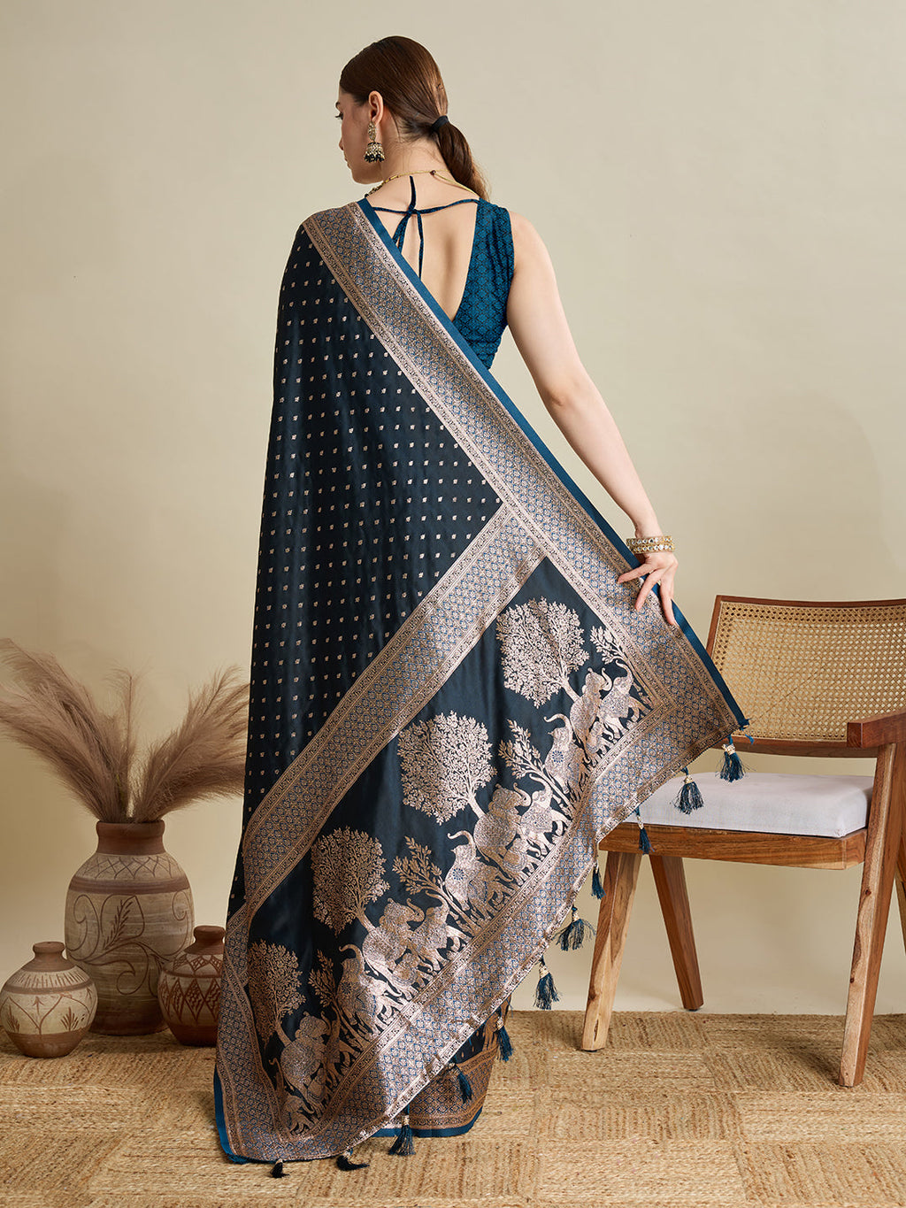 Vedant Vastram Soft Litchi SIlk Banarasi Silk Jacquard Saree - Navy Blue