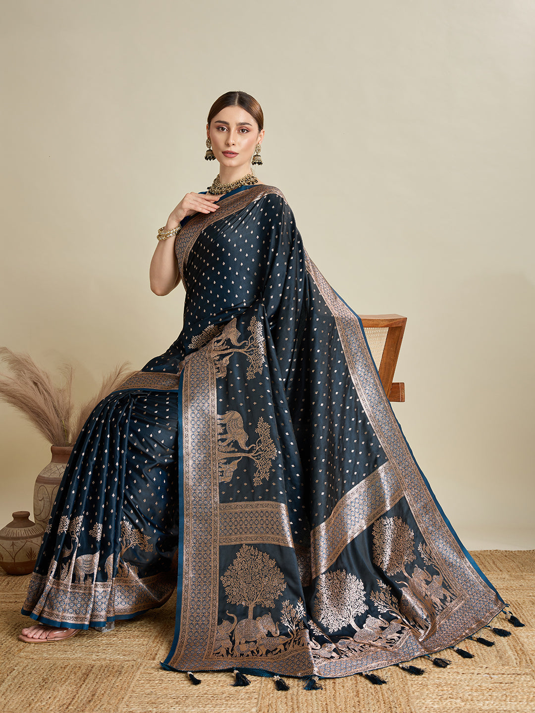 Vedant Vastram Soft Litchi SIlk Banarasi Silk Jacquard Saree - Navy Blue