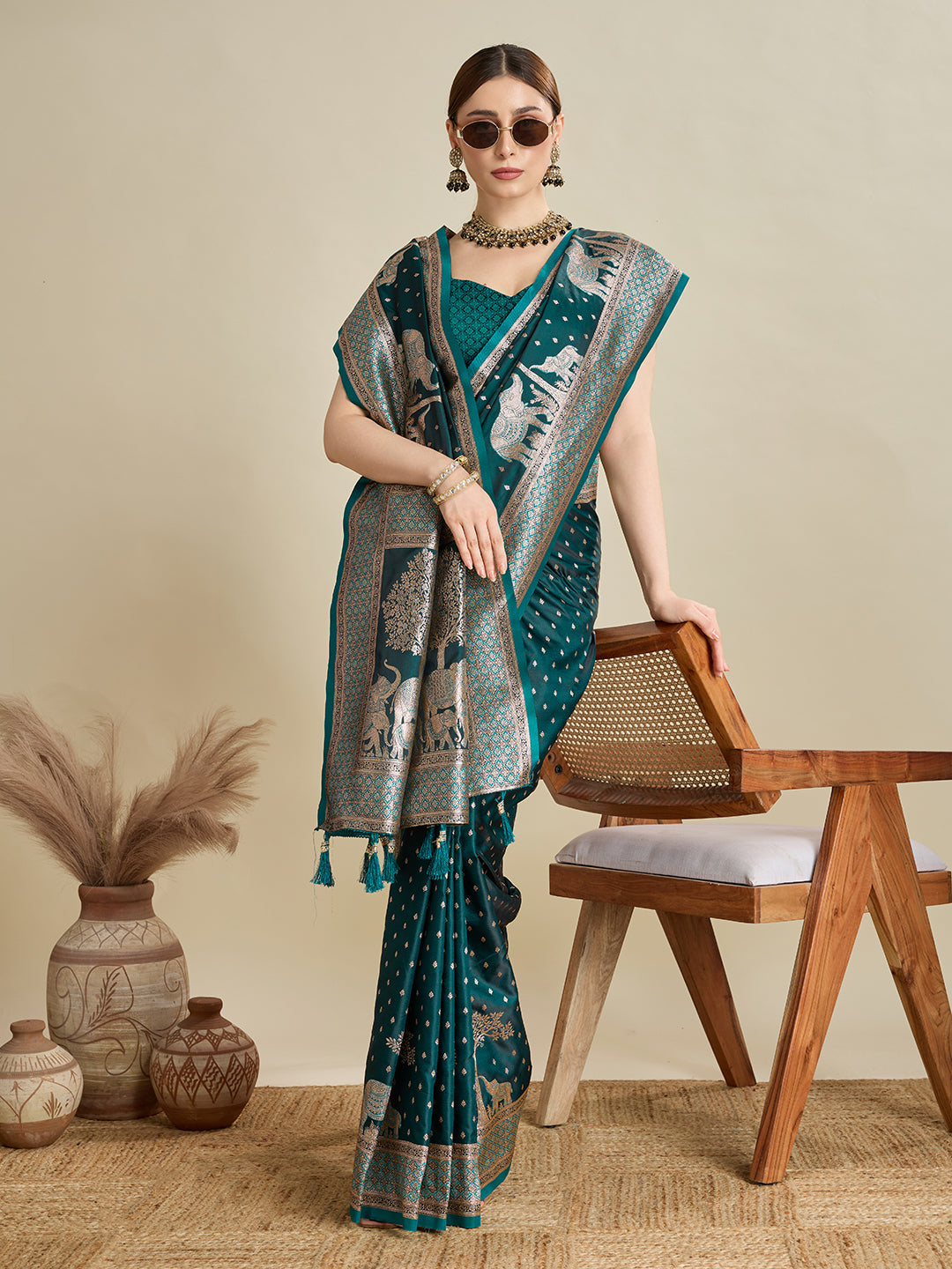 Vedant Vastram Soft Litchi SIlk Banarasi Silk Jacquard Saree - Rama